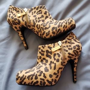 Cheetah booties